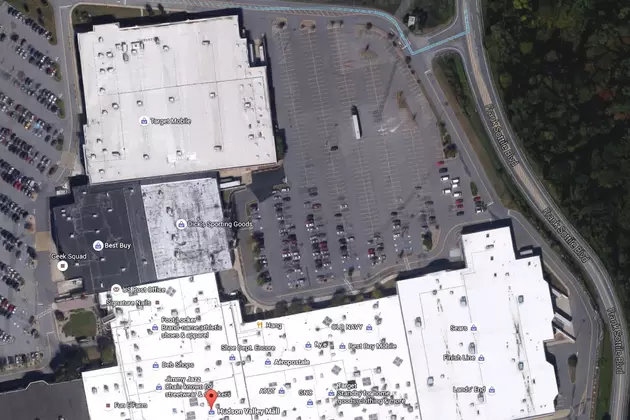 A Hudson Shopping Center is &#8216;Shaped Like a Swastika&#8217;?