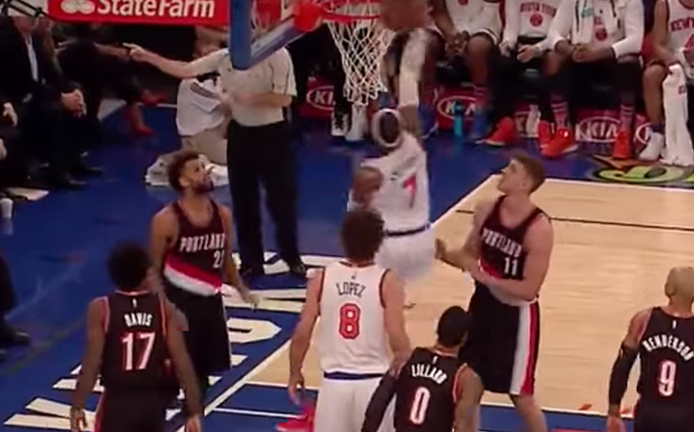 Watch Carmelo Anthony’s Embarrassing Missed Dunk [VIDEO]