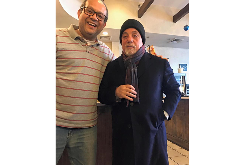 Billy Joel Stops to Eat at a Hudson Valley Diner