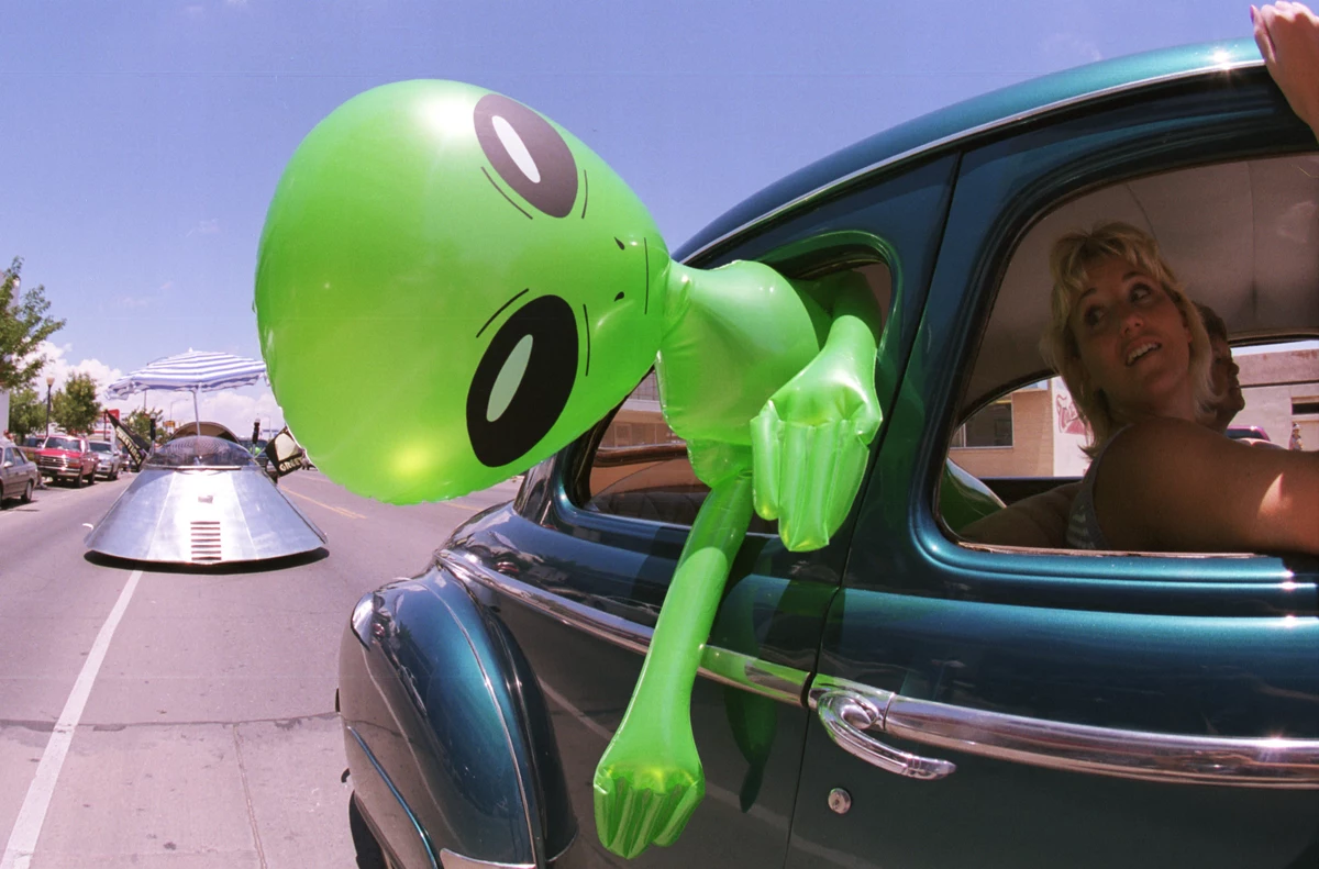 Aliens Set to Invade Pine Bush