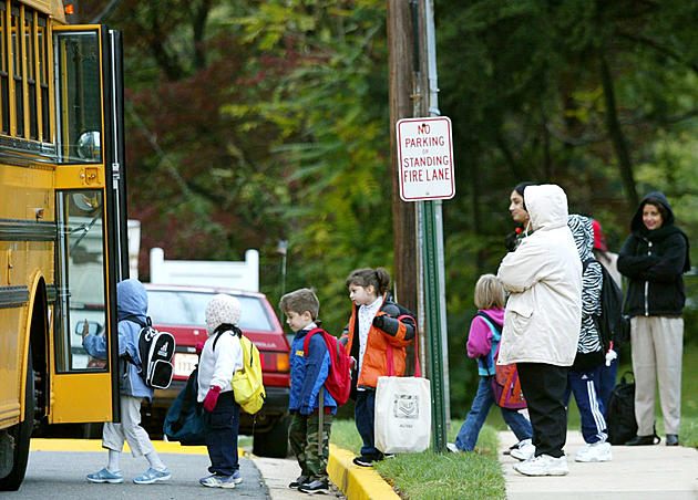 These New York School Bus Traffic Laws Will Get You a Ticket