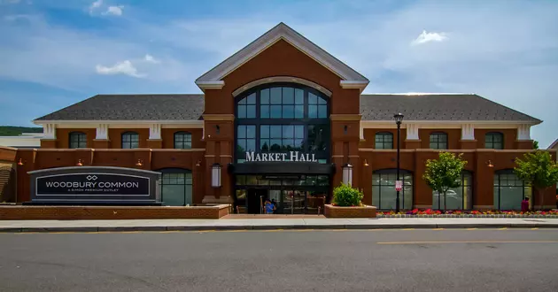 Popular Outlet Store Leaving Woodbury Common, Laying Off 40