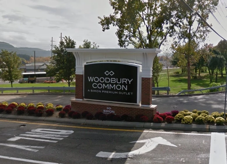 Discover The Premier Luxury Brands at Woodbury Common Premium Outlets® - A  Shopping Center In Central Valley, NY - A Simon Property