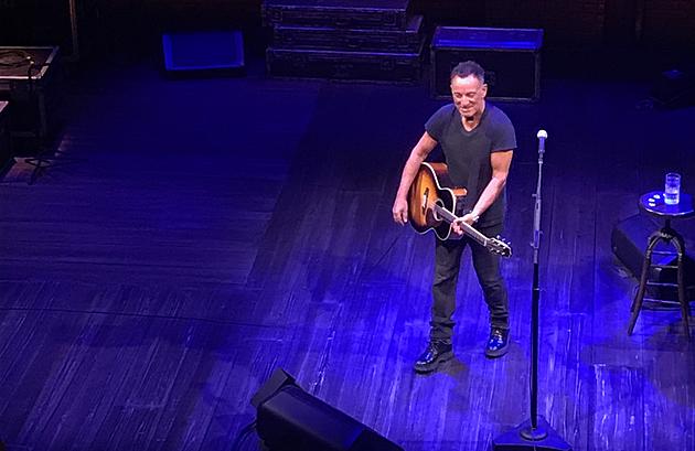 5 Surprising Things About Seeing Springsteen on Broadway