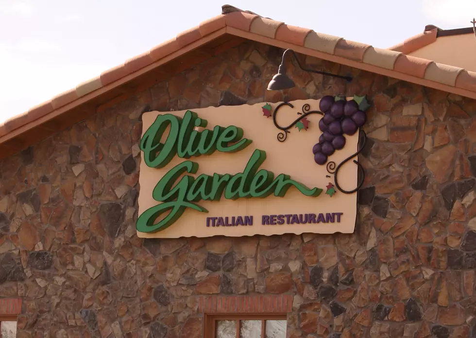 Hudson Valley Olive Gardens Offer Breadstick Bouquets For V-Day