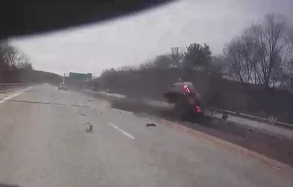 Terrifying Video of Distracted Driver on Taconic State Parkway