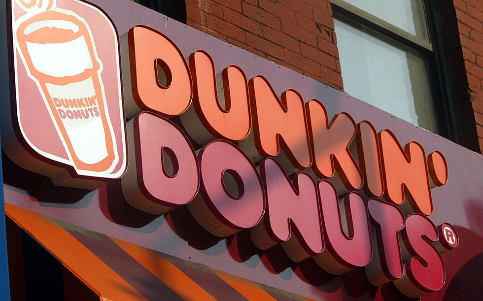 Man On Skates Robs New York State Dunkin Donuts Restaurant