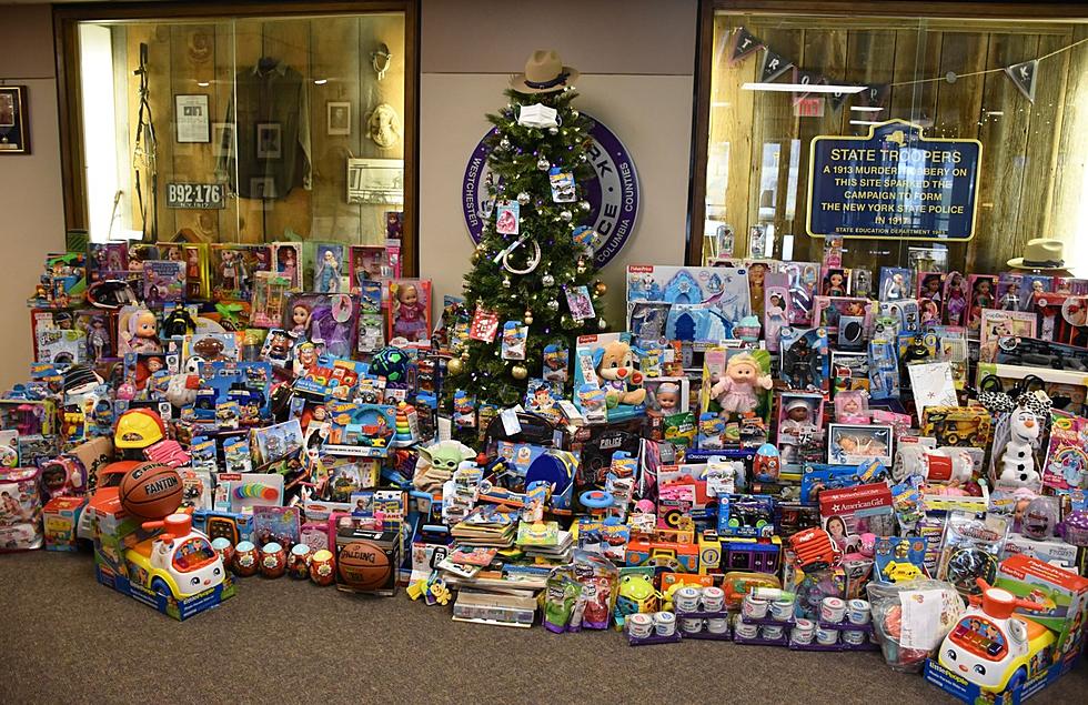 State Police Collect Nearly 1,400 Toys this Holiday Season