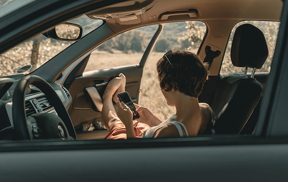 Is it Really Illegal to Drive Barefoot or Shirtless in New York?