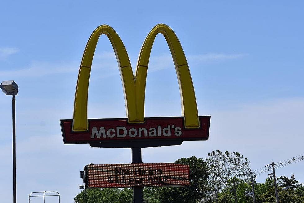 Employee Fights Back as Wild McDonald’s Brawl Caught On Camera