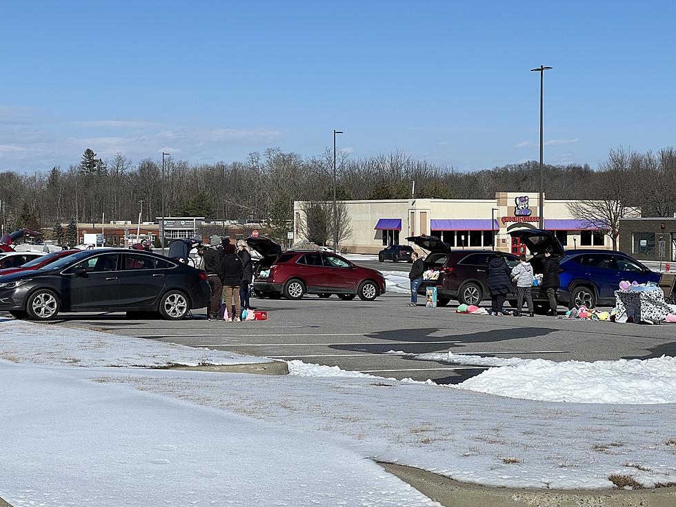 Car Caravan Found Trading Newest Toy Craze in Poughkeepsie Lot