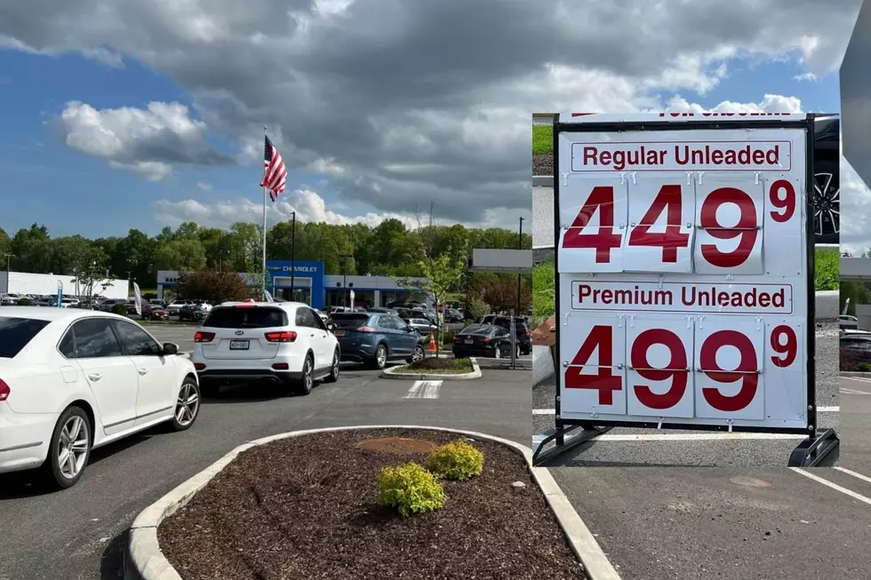 Huge Lines Form at The Cheapest Hudson Valley Gas Station