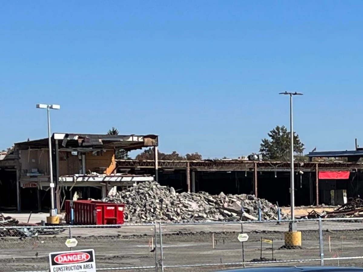 Iconic Middletown Department Store Playtogs Demolished