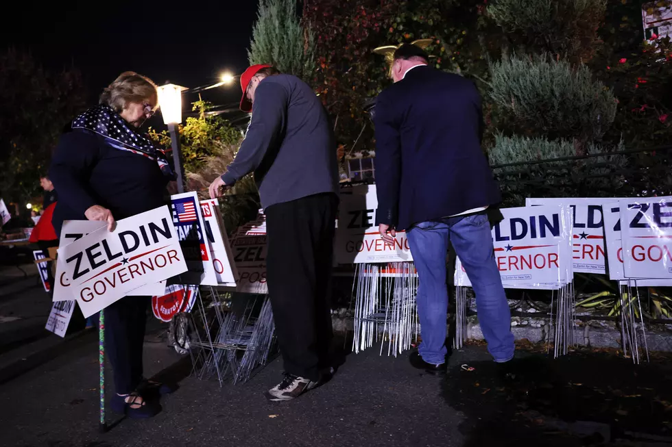 How did Zeldin Lose When I Haven&#8217;t Seen One Hochul Lawn Sign?