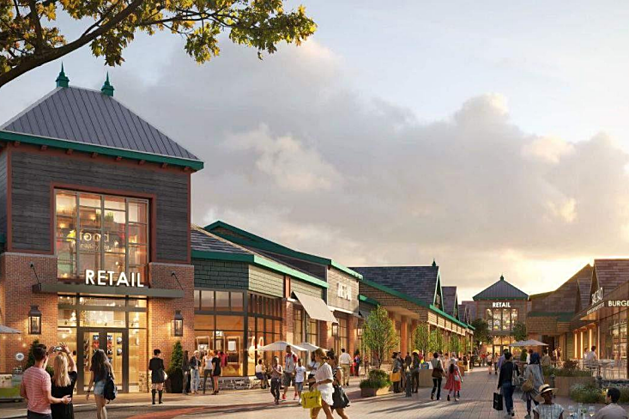 Outdoor Dining at Woodbury Common Premium Outlets