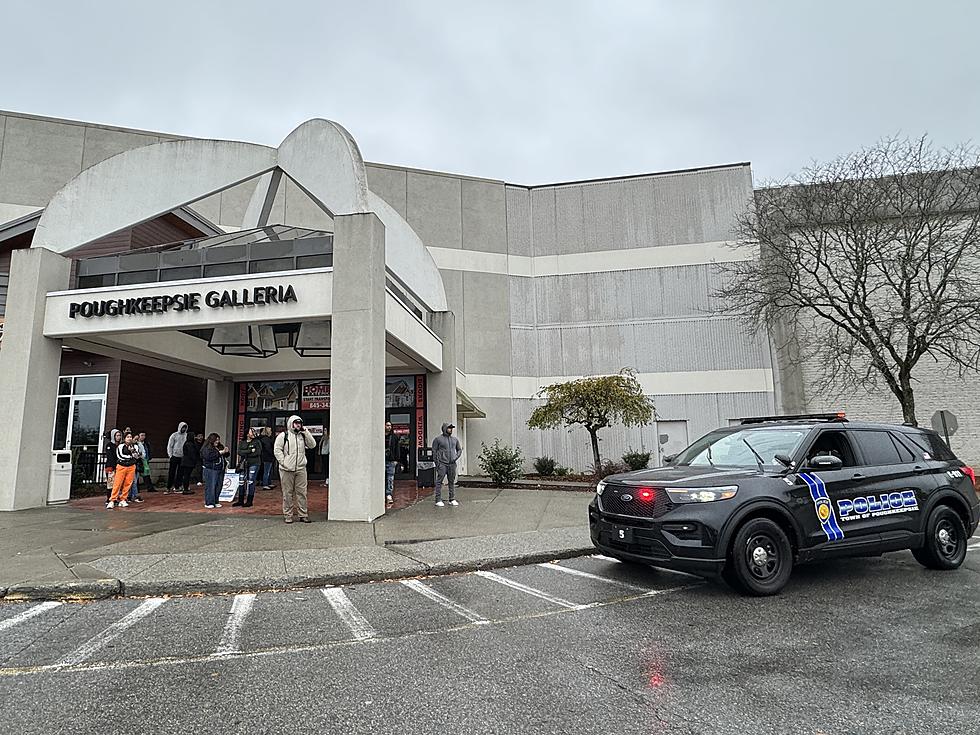 Poughkeepsie Galleria Evacuated by Police