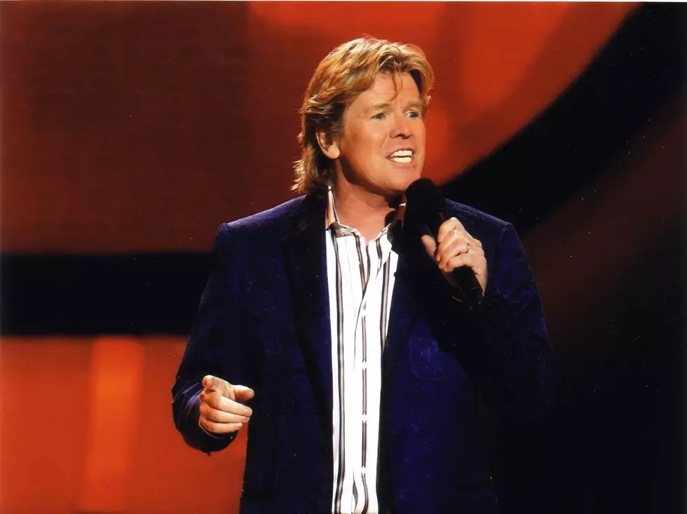 A Night at The Paramount With Herman&#8217;s Hermits Starring Peter Noone on 5/3: Enter to Win