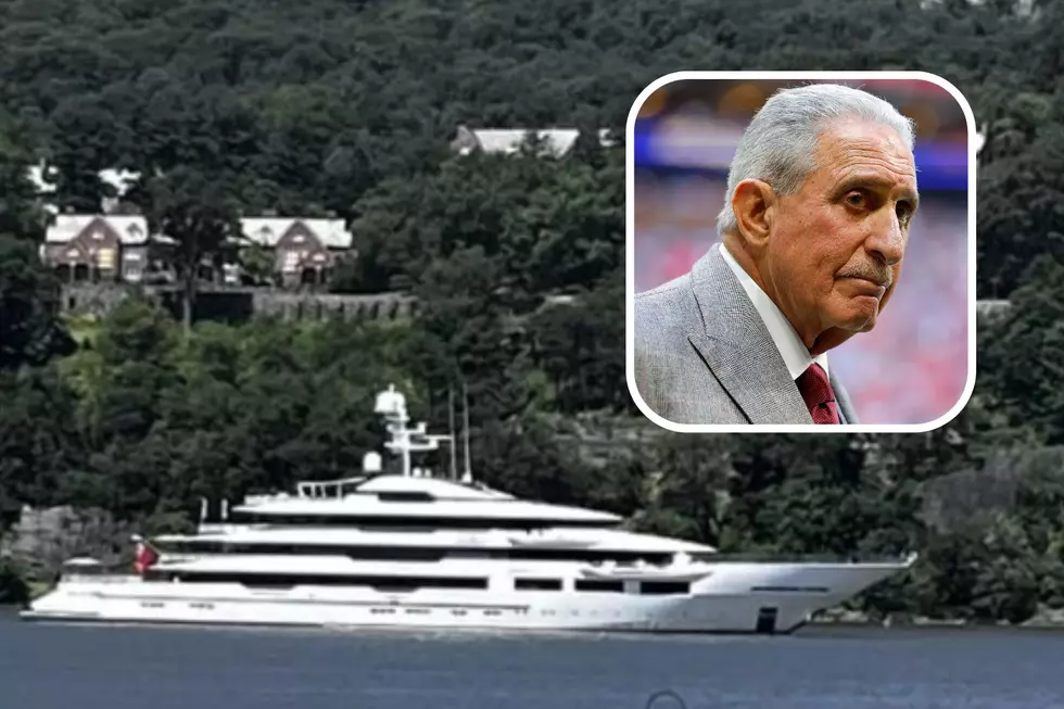 Mystery Of The Amazing Hudson River Superyacht Unraveled