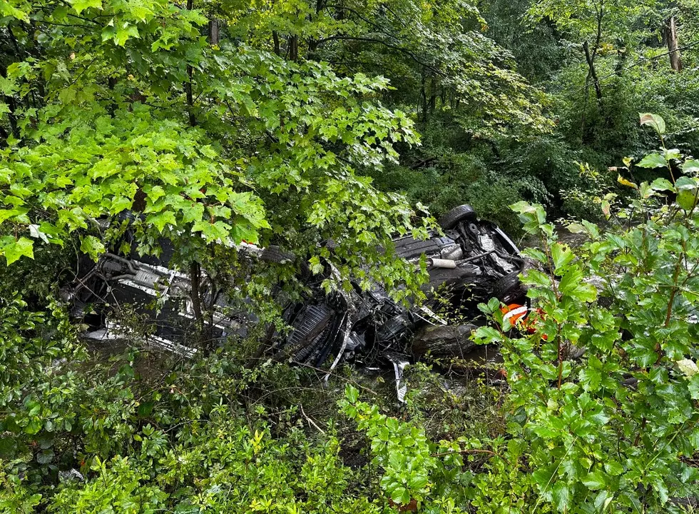 Yorktown Heights Volunteer FD rescuing people after scary accident on the Taconic