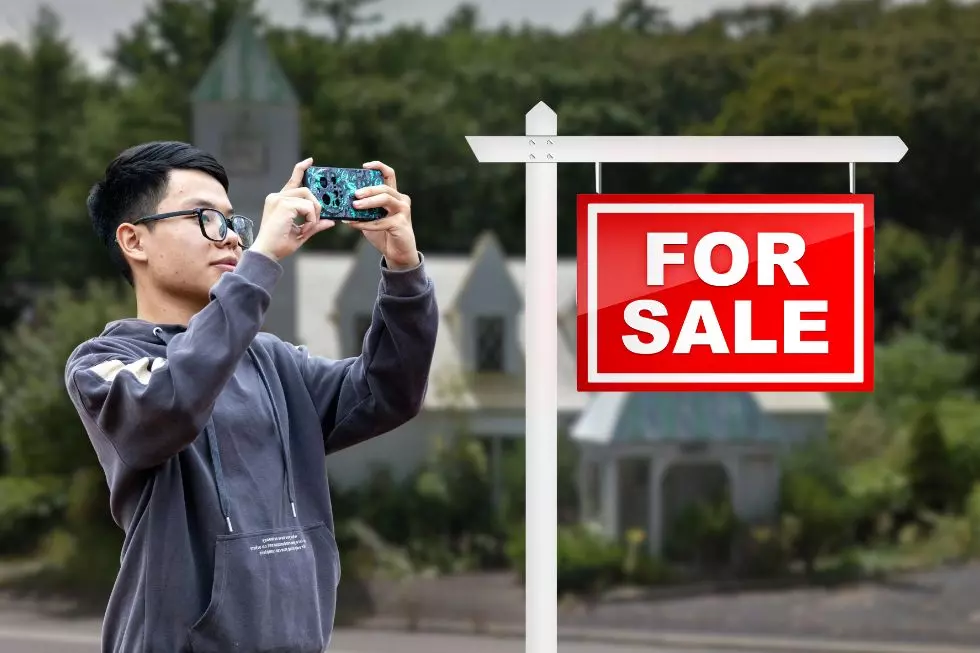 Quirky Hudson Valley Landmark Goes on the Market for $1.8M