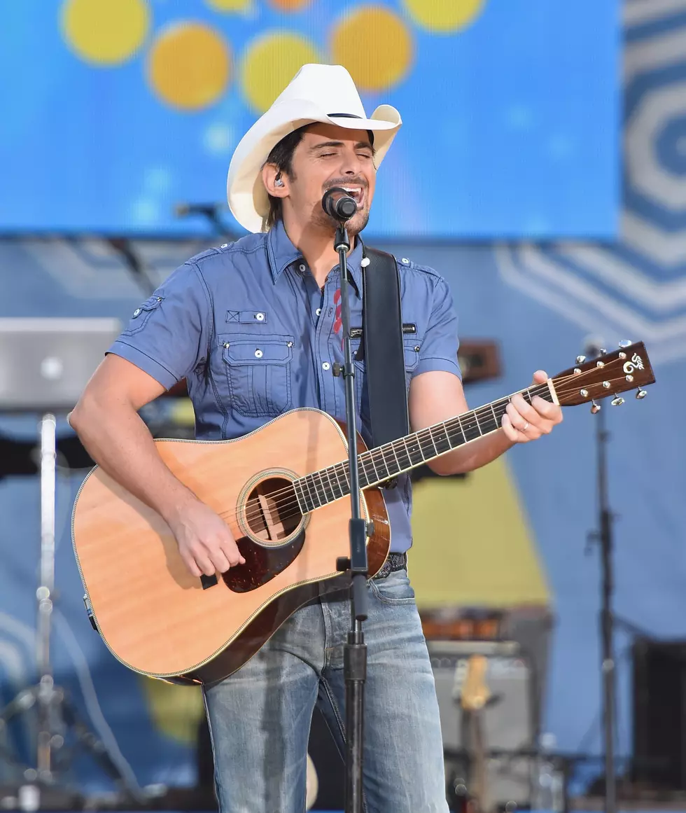 BRAD PAISLEY On &#8220;The Daily Show&#8221; (VIDEO)