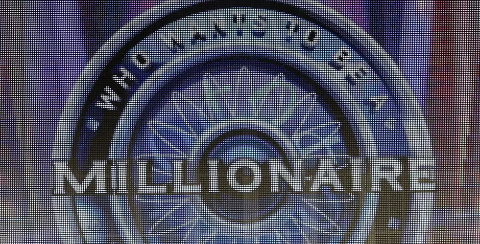 A Woman on “Who Wants to Be a Millionaire” Had a Super Easy First Question, and Got It Wrong (WATCH)