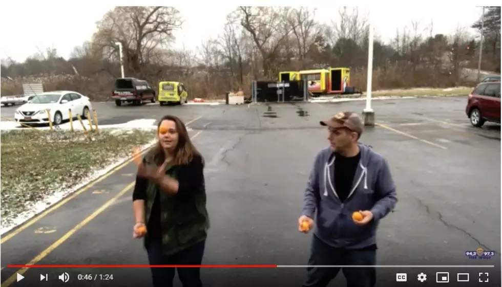Frolic Friday Juggling (VIDEO)