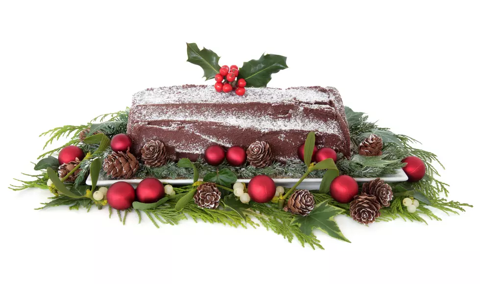 How to Make a Yule Log Cake for Winter Solstice