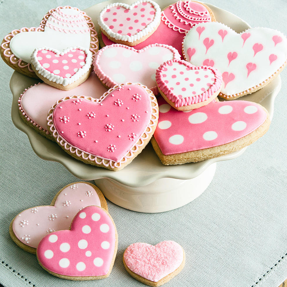 Learn to Decorate the Perfect Cookie at Sweater Weather