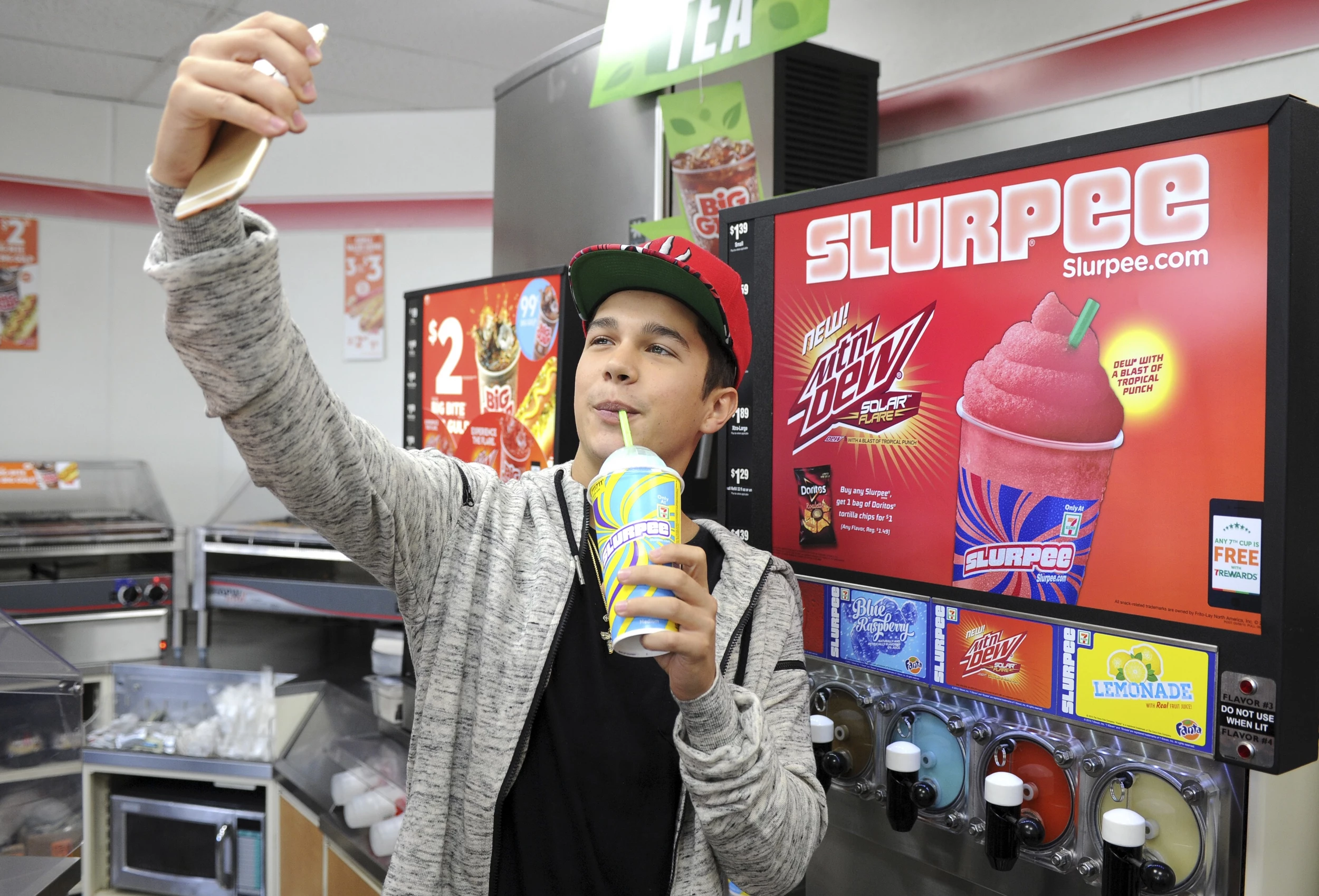 7 Eleven Releases Slurpee Flavored Donuts 0024