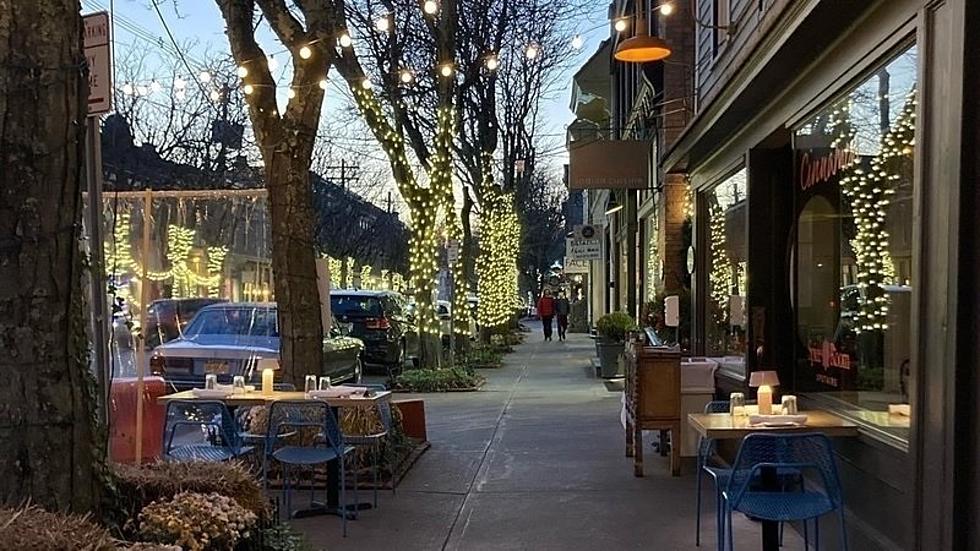 Rhinebeck Businesses Petition to Bring Back Sidewalk Seating