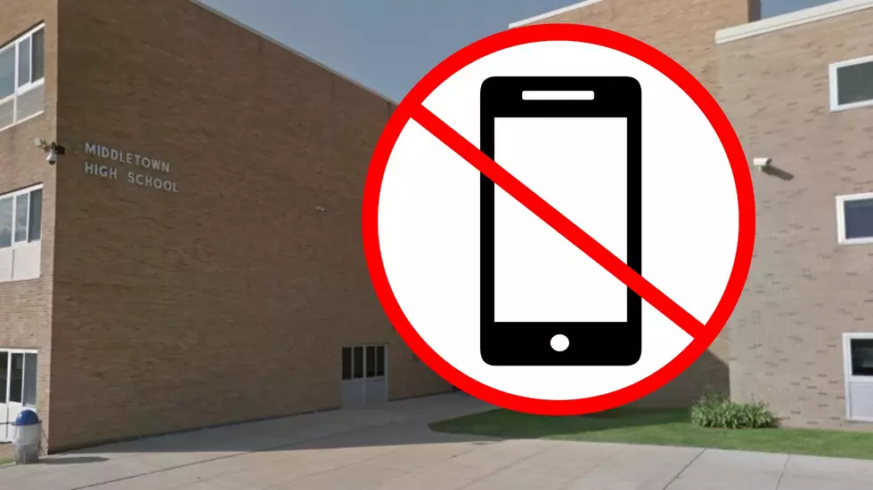 Middletown, NY Schools Set Strict &#8216;No Cell Phone&#8217; Policy for 2022-2023 School Year