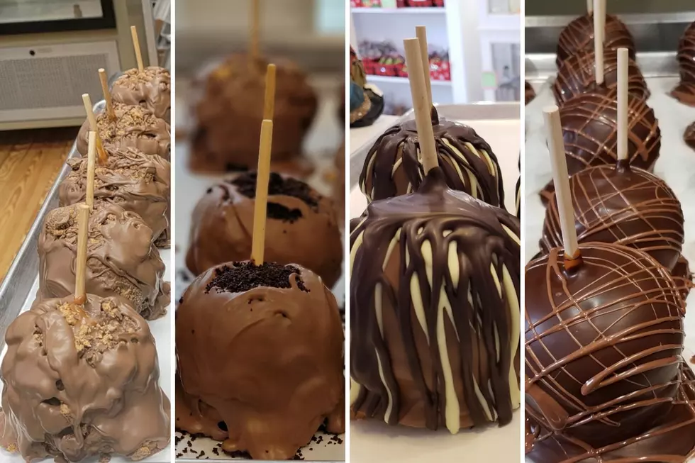 New Owners at Tasty Candy Apple Shop in Warwick