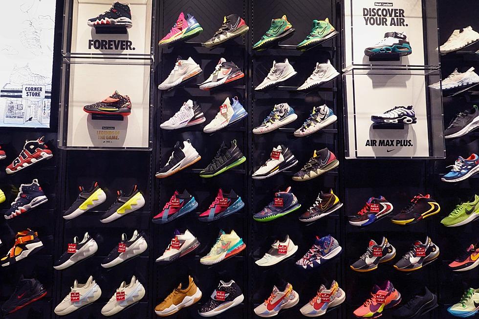 Big Sneaker Retailer Closing New York Mall Stores?