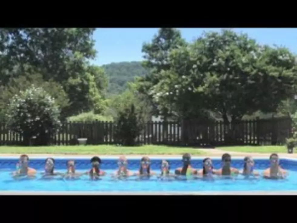 Kids Create Vegas Style Water Show In Pool [Video]