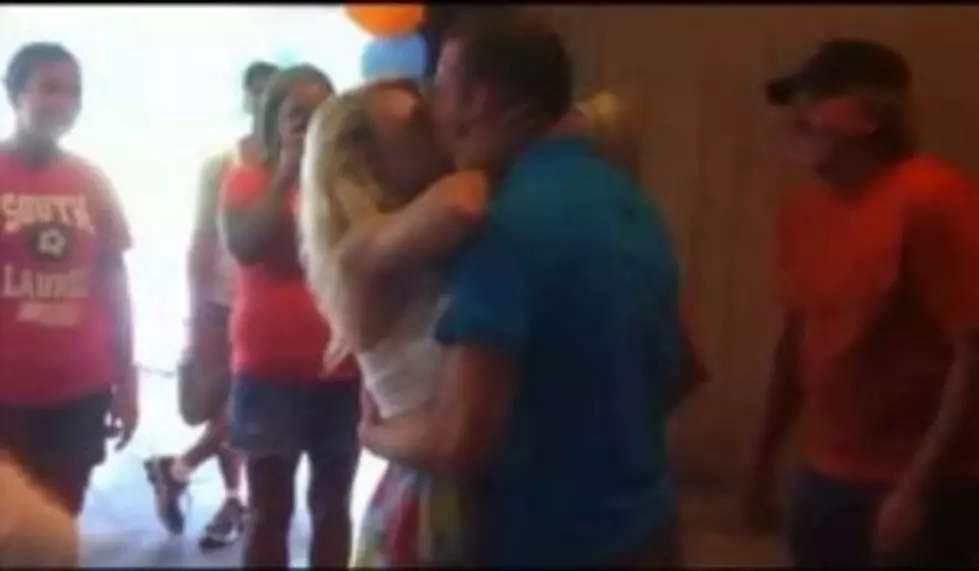 Marriage Proposal &#8211; Talk About Weak In The Knees [Video]