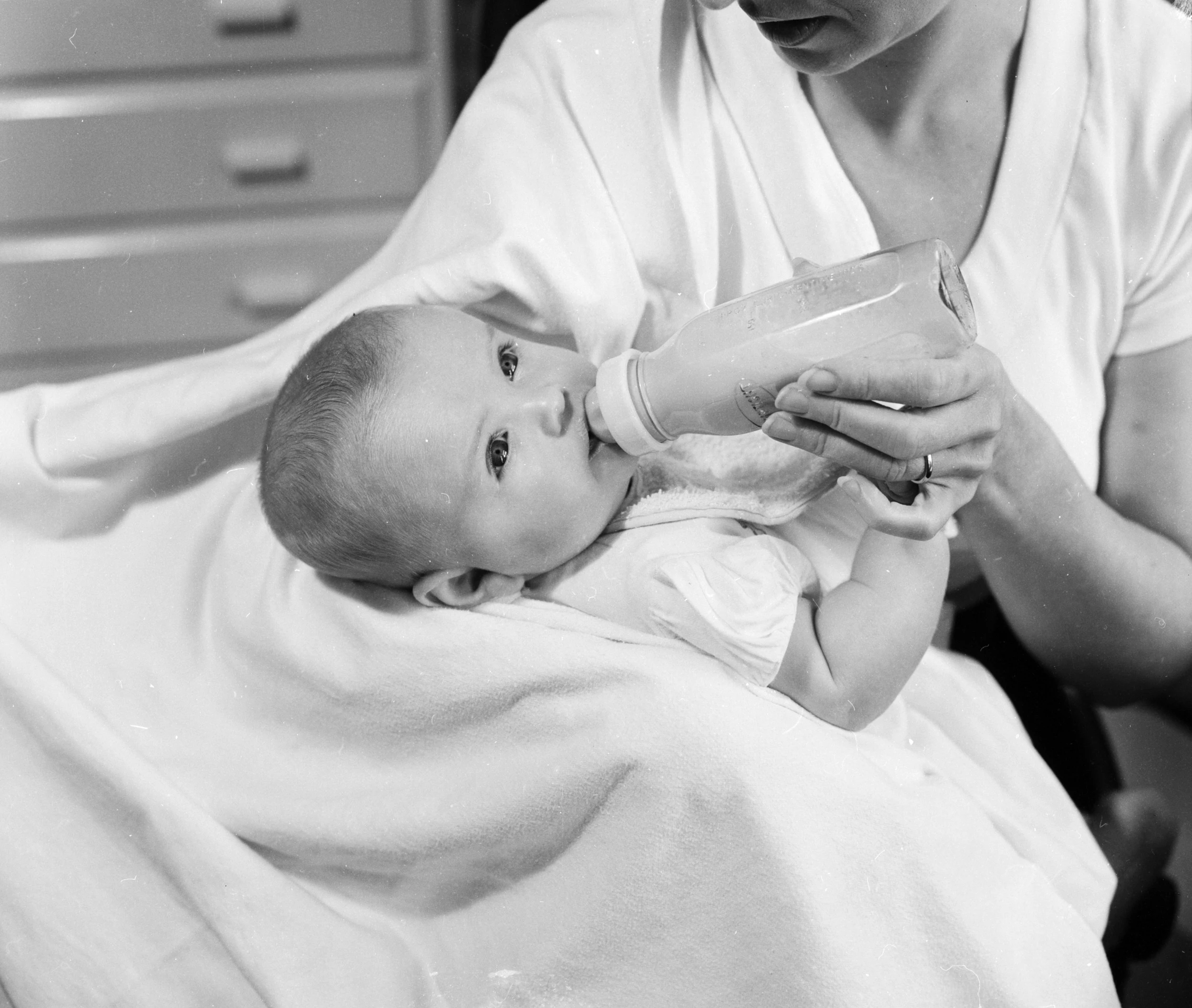 Are Three Parent Ivf Babies Healthier Than We Thought?  New Study Says... - c6xi3aj
