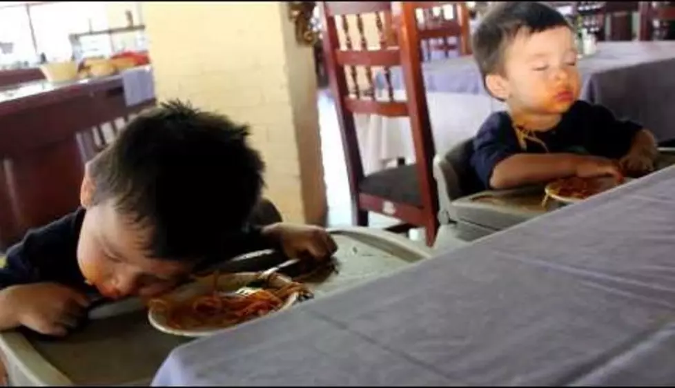 Twin Baby Boys Fall Asleep in Their Spaghetti [Video]
