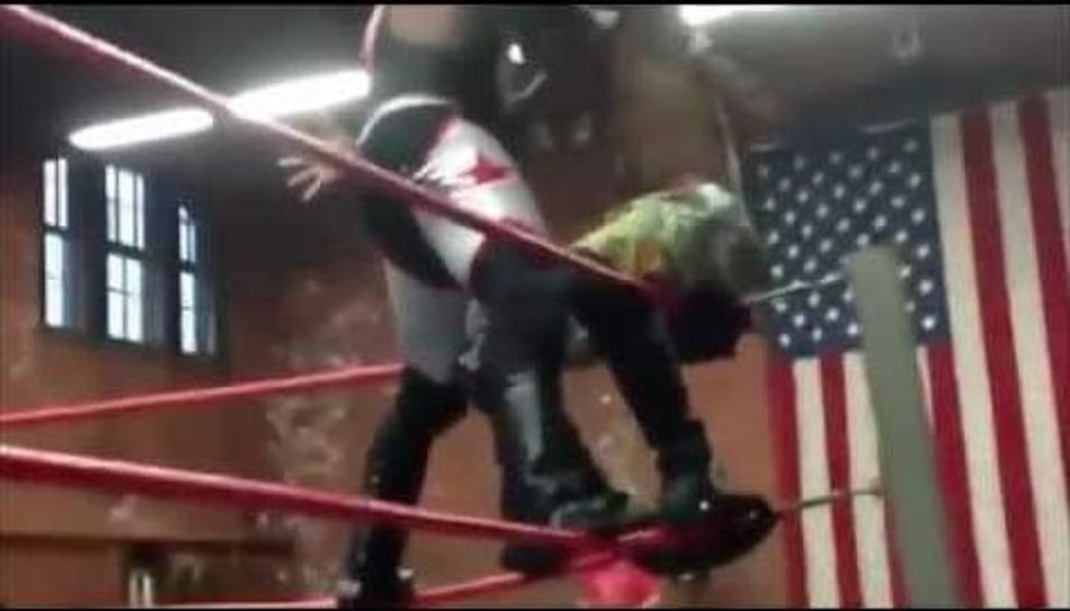 Wrestler Totally Messes Up A Moonsault Lands On His Head