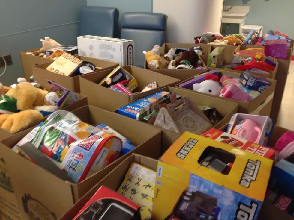 Toys Delivered To Hospitals From 911 Gives Hope [PHOTOS]