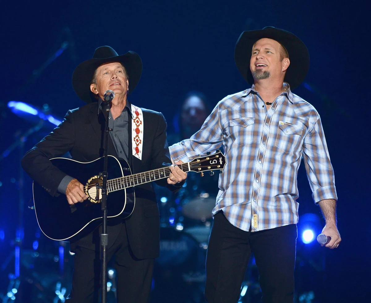 Garth Brooks and Strait Perform Together at the ACM Awards for