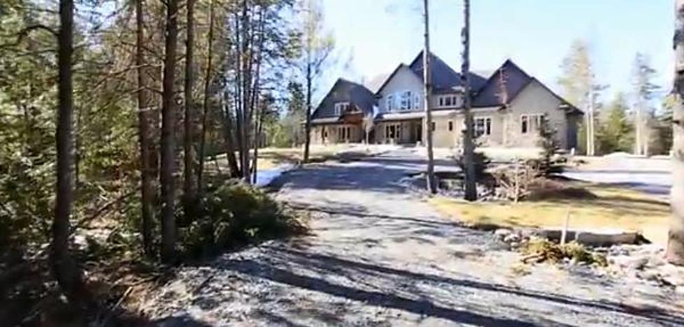Tour Carrie Underwood&#8217;s Canadian Mansion