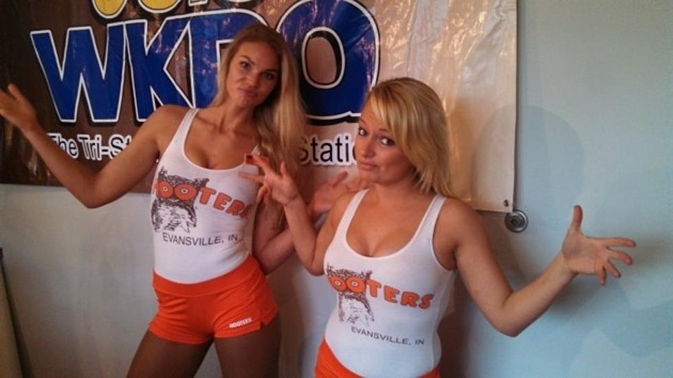 Test Your Football Knowledge Against The Hooters Girls