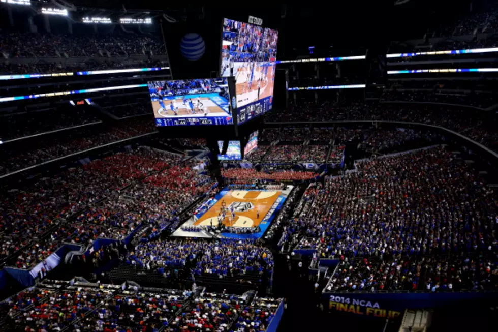 Live Tweet with the WKDQ Gang During the NCAA National Championship Game &#8211; Kentucky vs. UConn