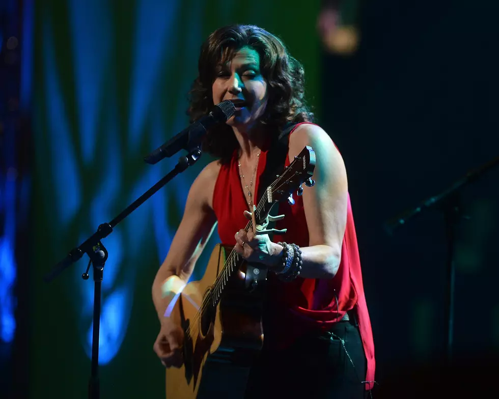 Amy Grant&#8217;s New Song Supports Cancer Research [VIDEO]