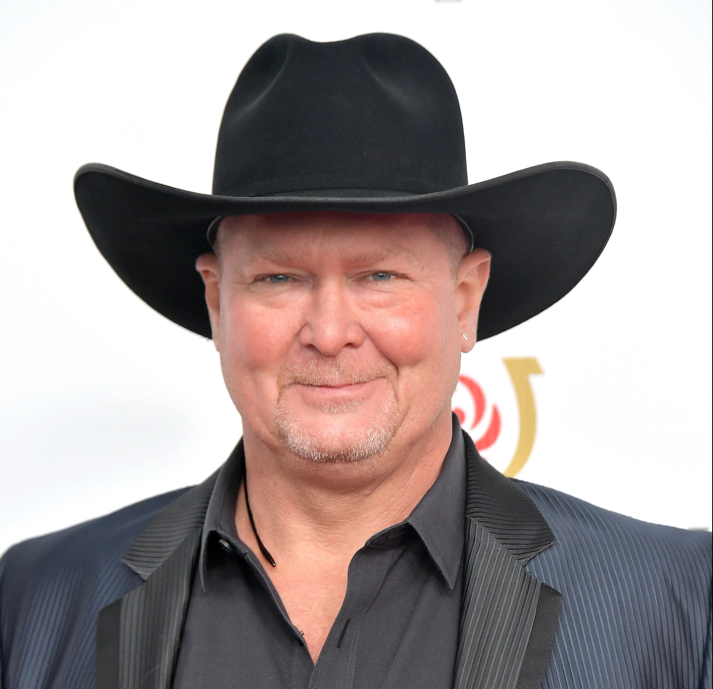 https://townsquare.media/site/71/files/2015/03/Tracy-Lawrence-Getty-e1565630861773.jpg