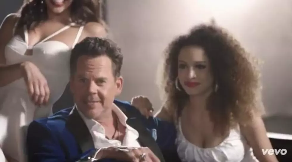 Gary Allen Gets A Lot Of Female Attention in &#8216;Hangover Tonight&#8217; Video[WATCH]