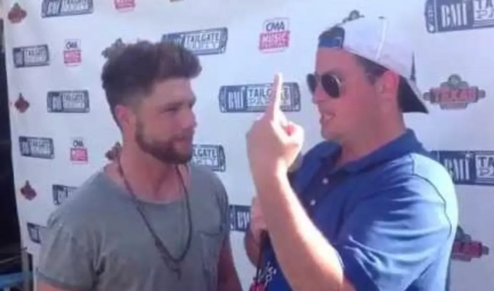 CMA Music Fest &#8211; Chris Lane Interview [VIDEO]
