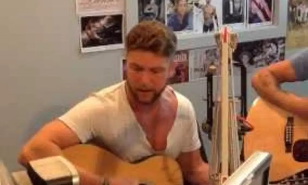 Chris Lane Playing A Songs For St. Jude Free Concert