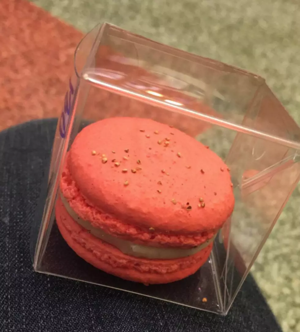 How To Pronounce Macaron And Are They Even Good? [VIDEO]